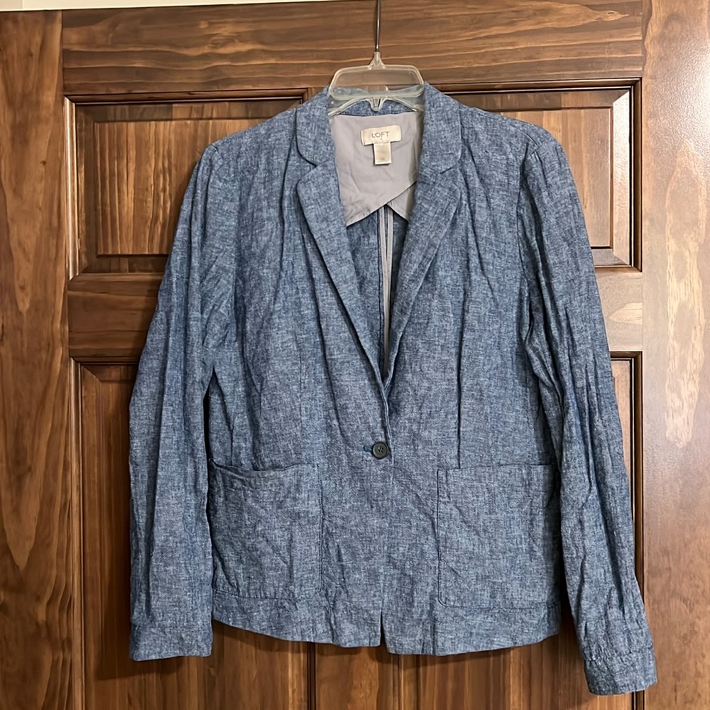 LOFT chambray blazer. Size 10.